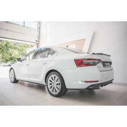 Накладки сплиттеры на пороги на Skoda Superb III рестайл